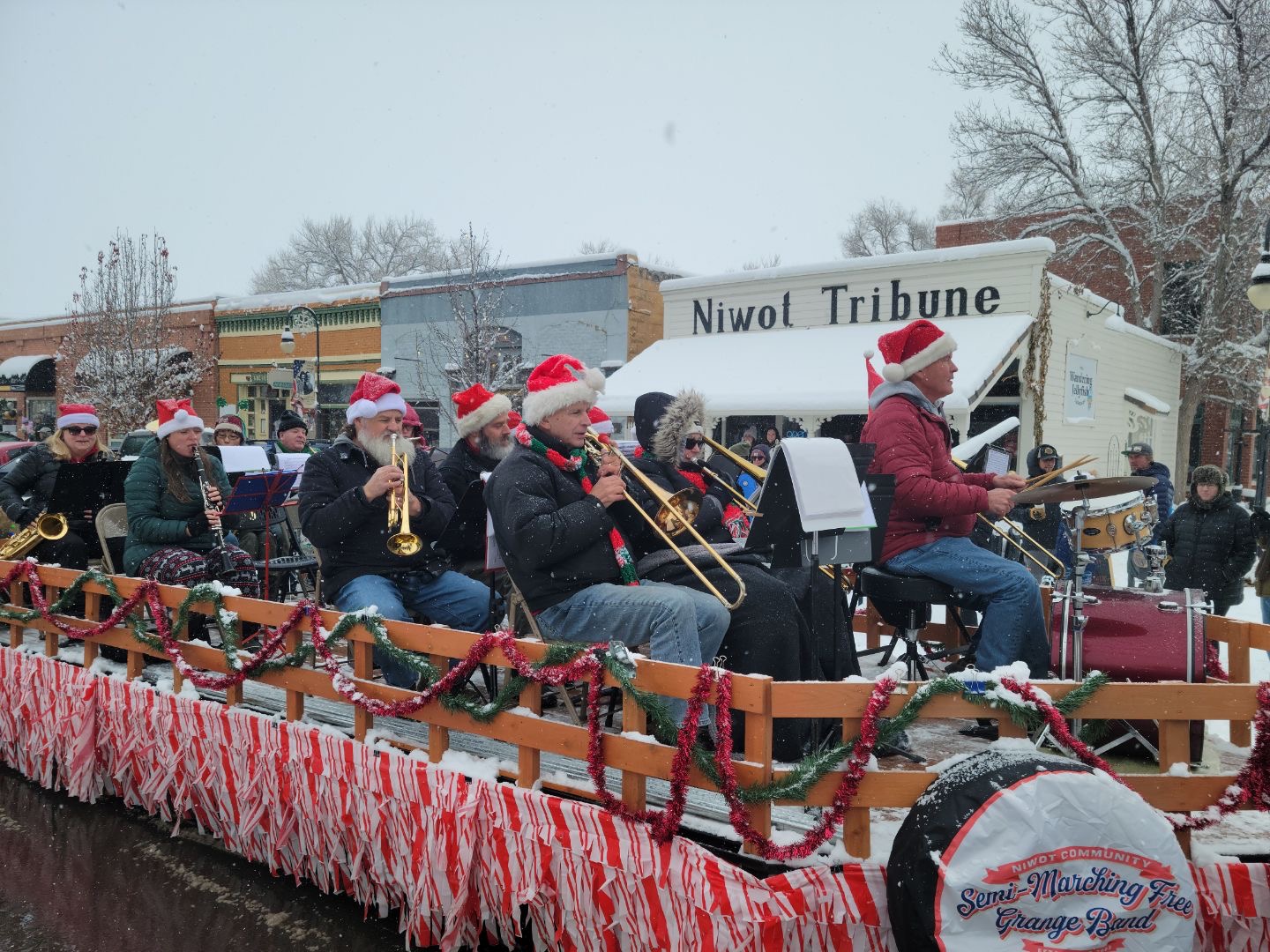 Holiday-Parade-2023